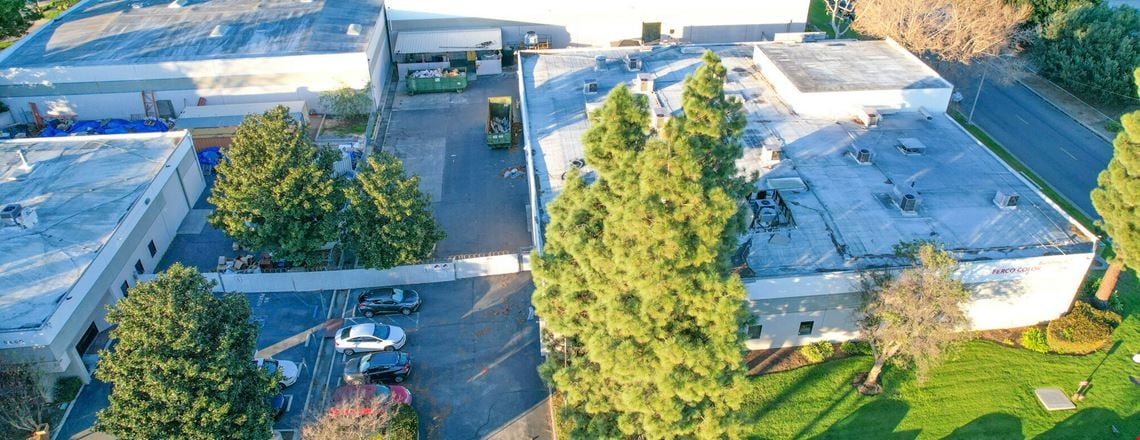 Preview of Industrial space for Rent at 5498 Vine St