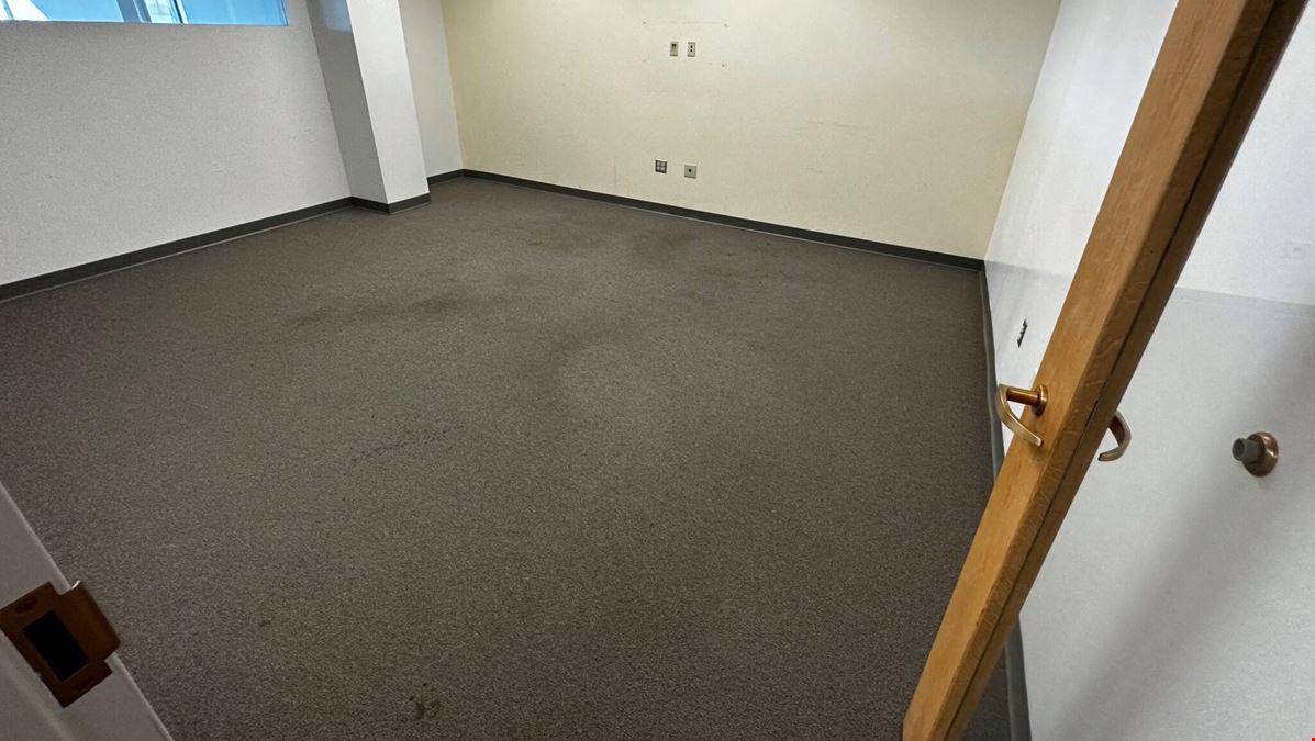 7144 SF Suite 640 Professional Office Space Available in Pittsburgh, PA 15220