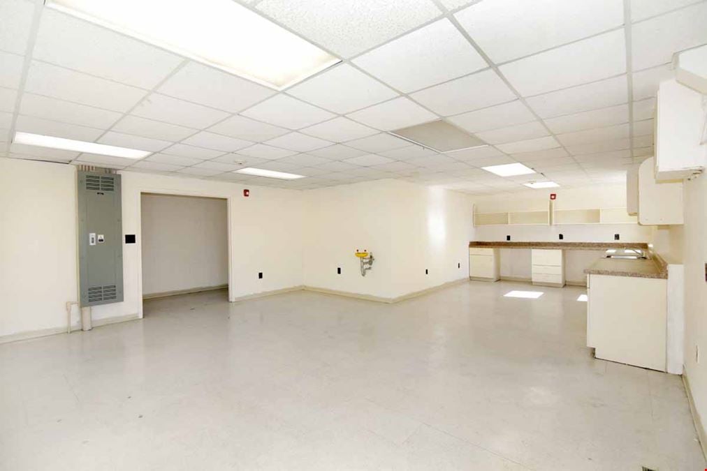 Raleigh, NC Warehouse for Rent - #1565 | 1,000-20,000 sq ft