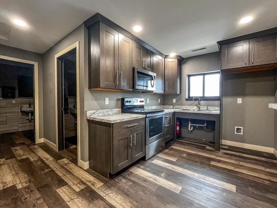 2507 E St Patrick