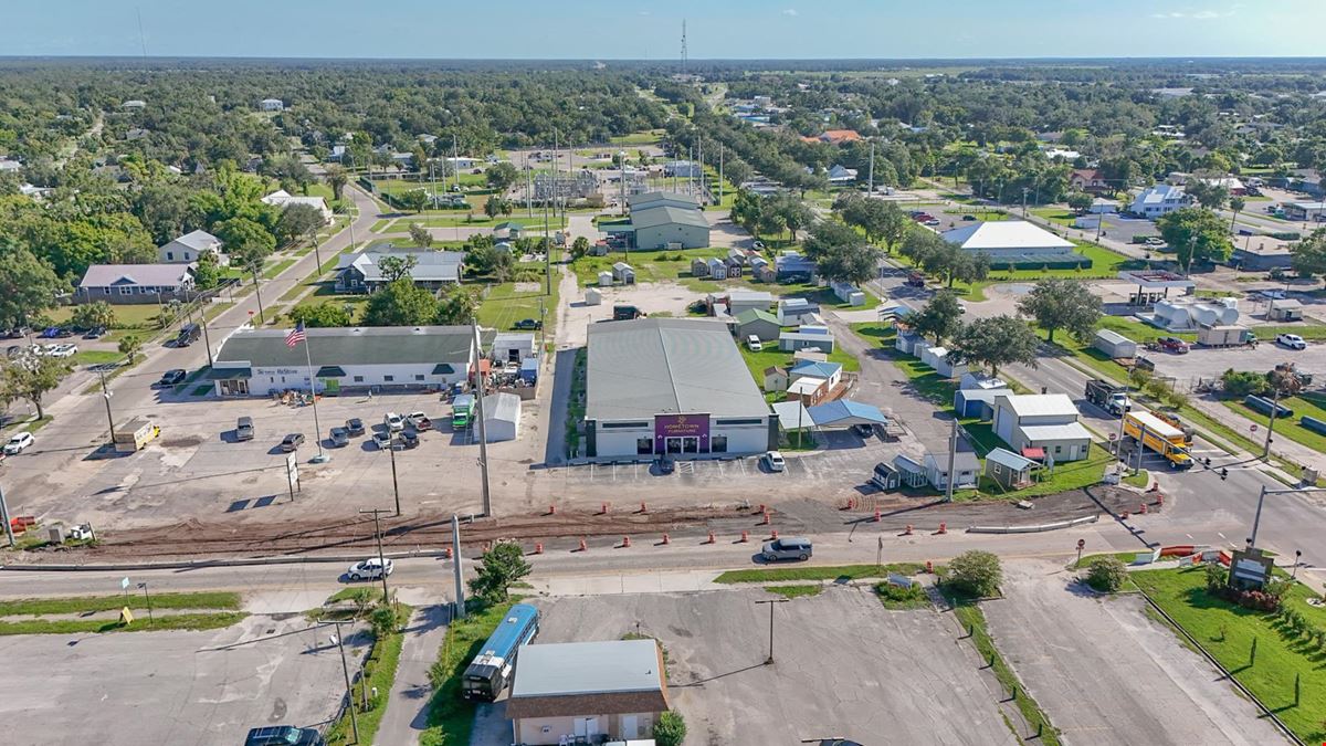 Downtown Arcadia Retail Warehouse
