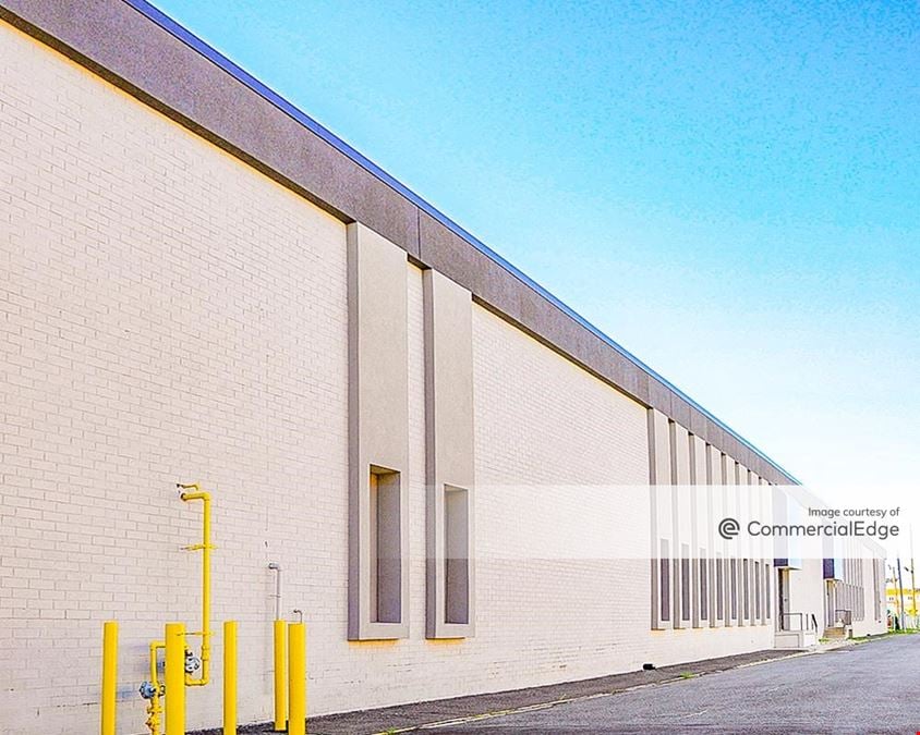 585 Industrial Road