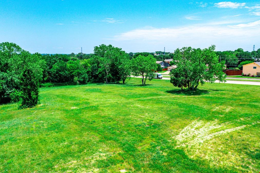Land for Sale Just Off I-30