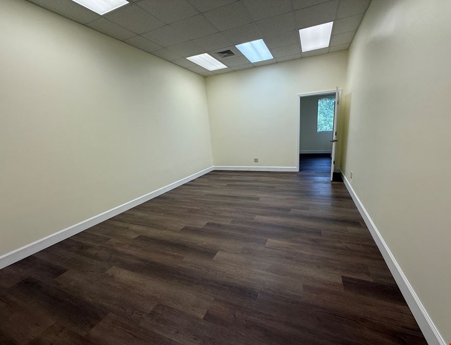 1,715 SF Office Condo For Lease