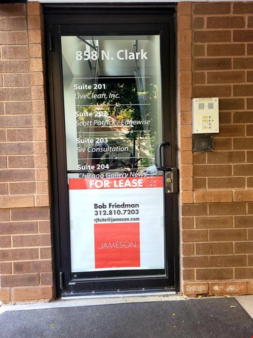 866 N. Clark Street