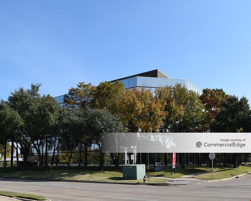 8600 Freeport Pkwy.