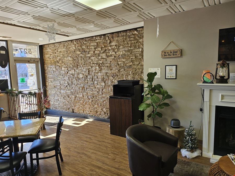 Rawfully Yours Juice Bar & Cafe