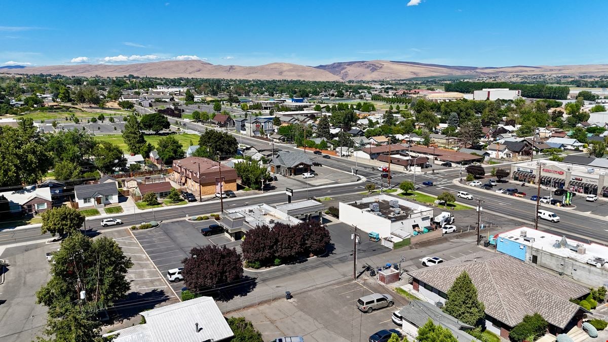 Two-Tenant Commercial Investment Opportunity