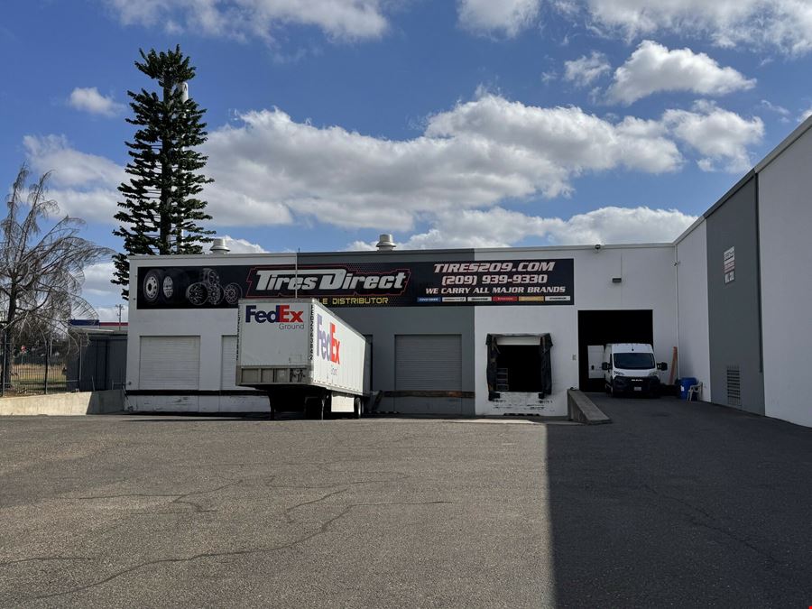 Warehouse/Distribution Facility w/ Yard