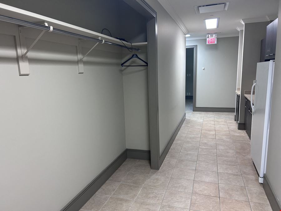 46 LePage Court, Unit A, North York, ON M3J 1Z9