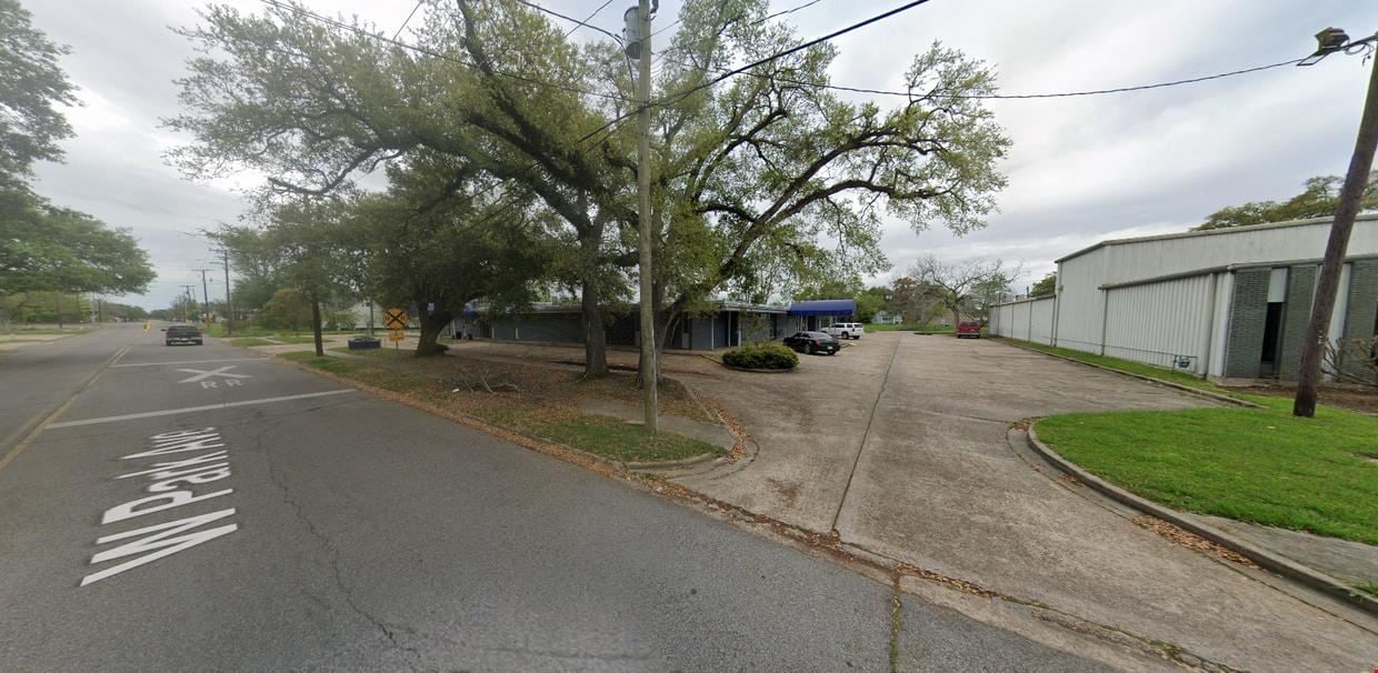 For Sale Prime Commercial Location