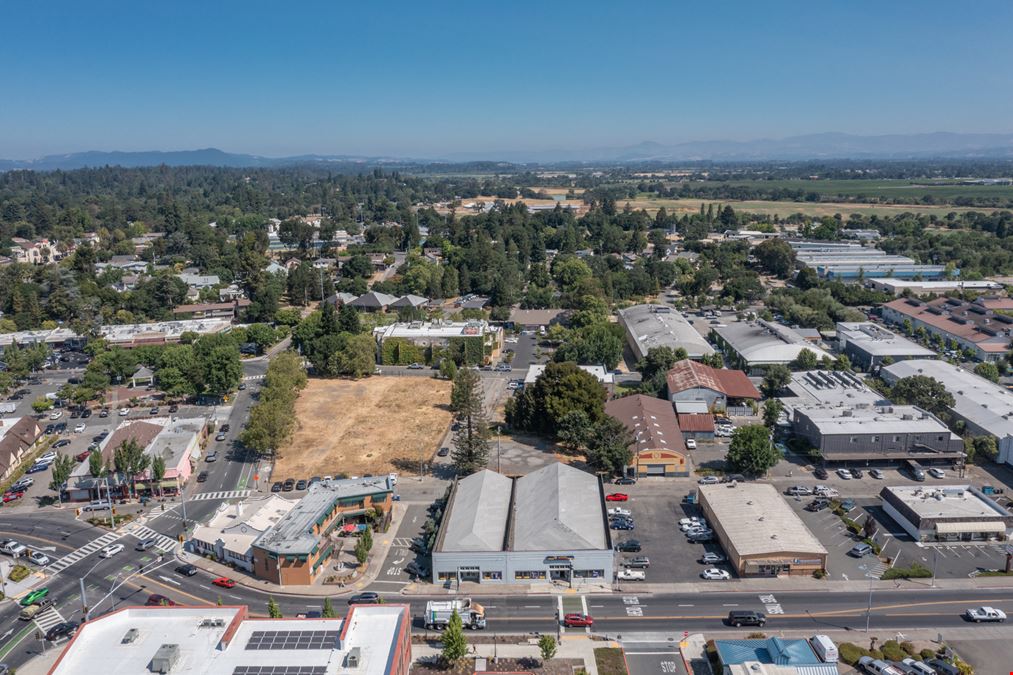 Retail Building in Downtown Sebastopol