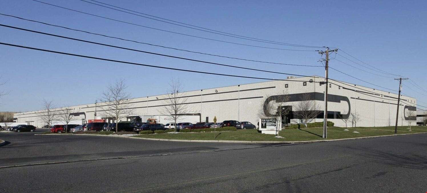 36 Saw Mill Pond Road