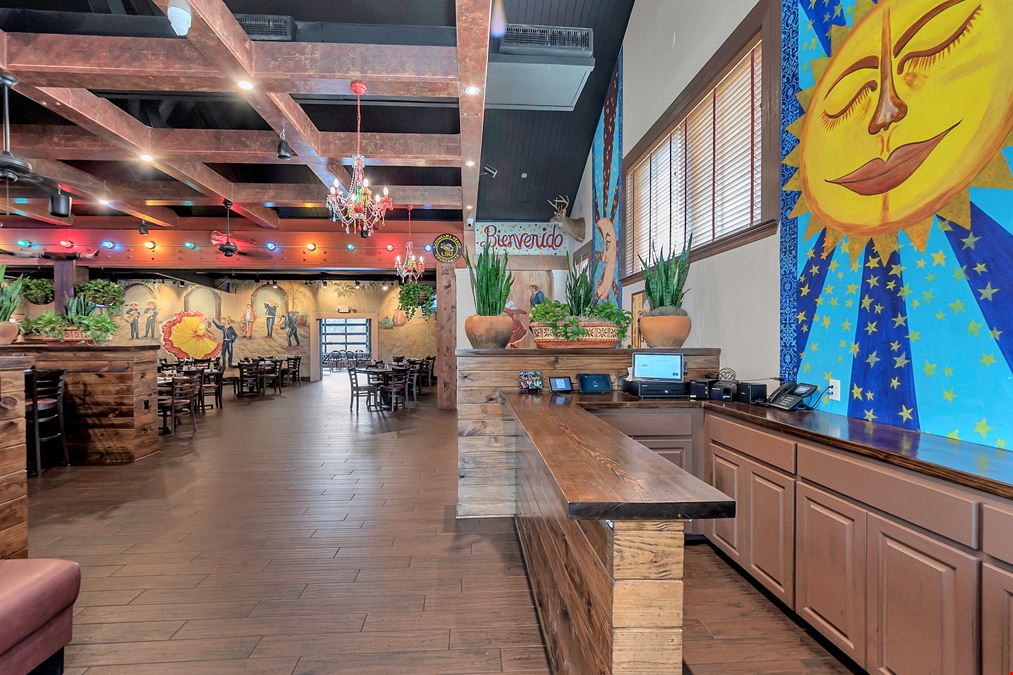 Restaurant/Bar with Covered Patio