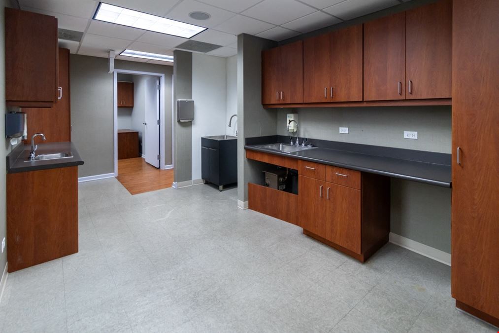 Medical Office Space For Lease | Lincoln Park