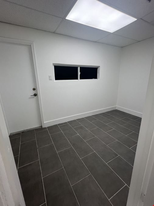 5055 NW 74th Avenue #9 - 4,500 SF