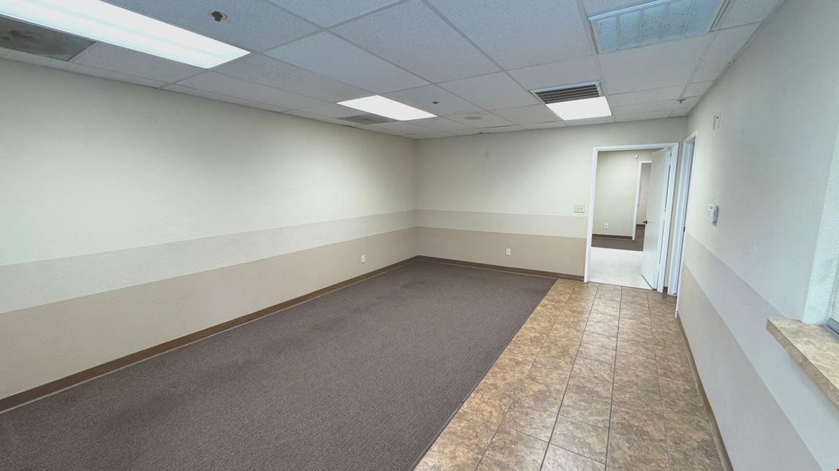 6225 N. Fresno St, Unit 104-105, Fresno