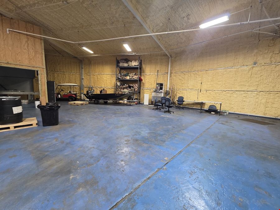 14,441 SF M-2 Industrial Property on 3.03 Acres