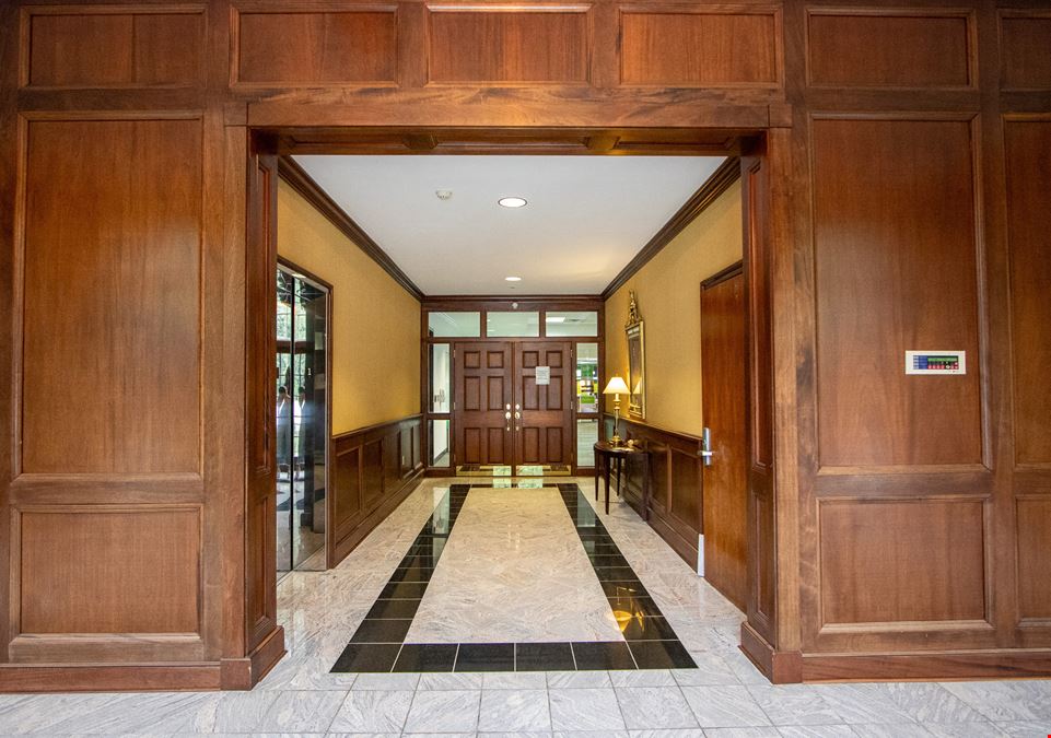 4875 Forest Drive