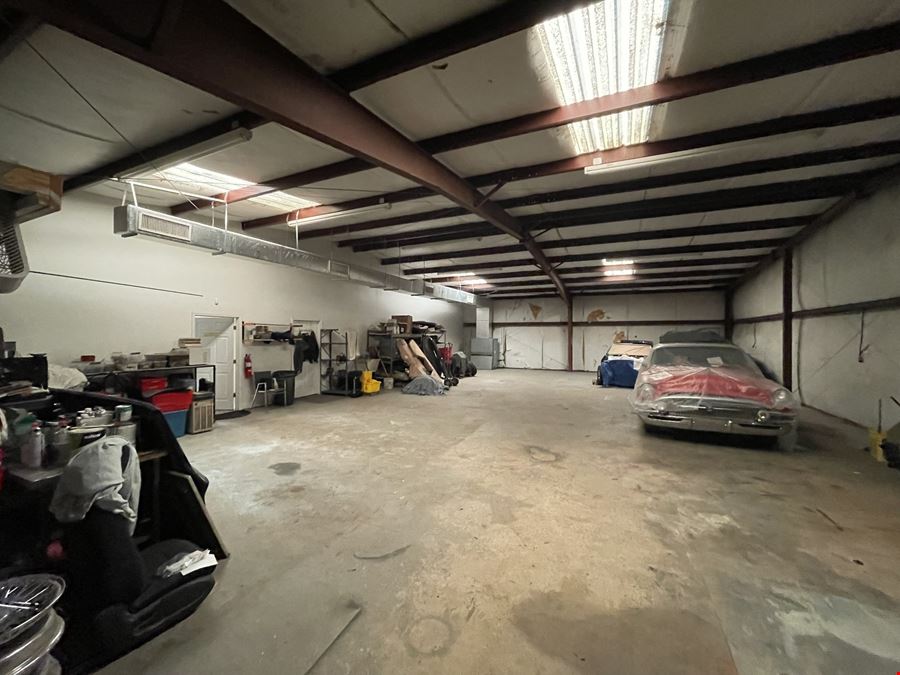 Zeigler Circle Office/Warehouse