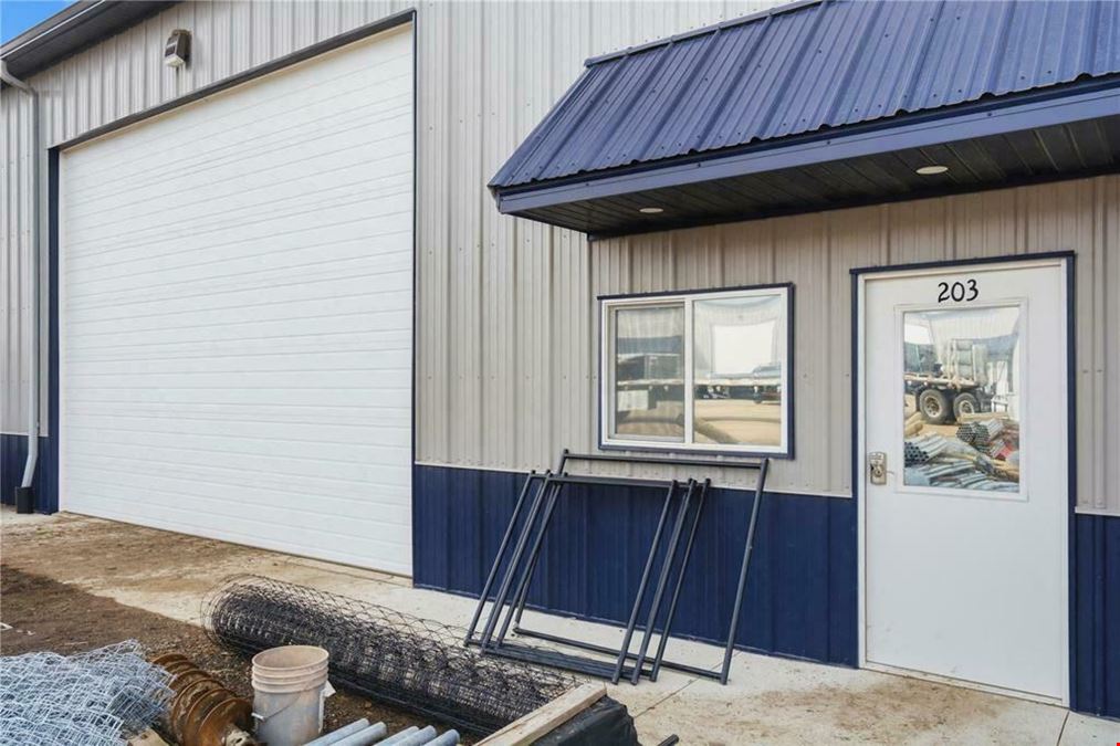 1650 Commercial Dr #203