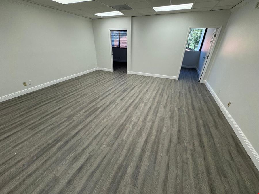 778 SF Suite 213 Professional and Medical Office Space