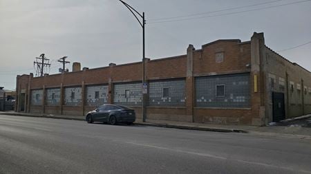 Preview of Industrial space for Sale at 2444 North Pulaski Road