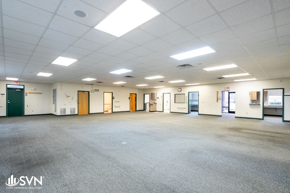 Mid Sized Office Suite - Richmond KY For Lease