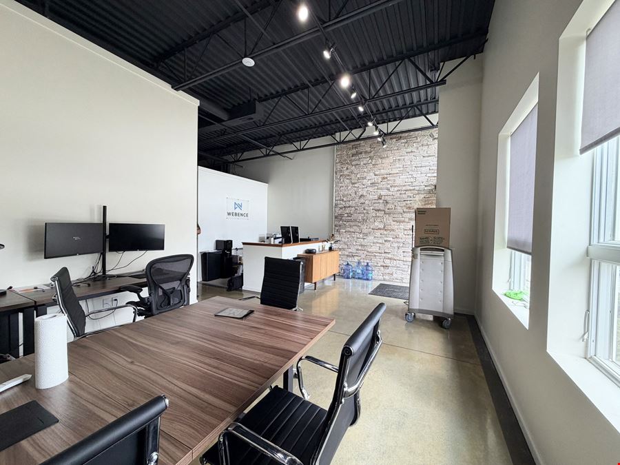 1,750 SF Carmel Flex Industrial Space