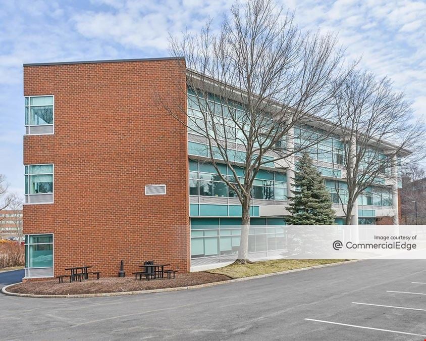 Burlington Woods Drive Executive Offices