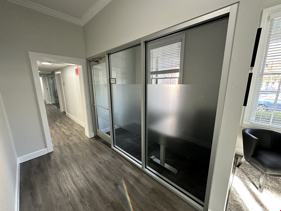 Executive Suites for Lease in Downtown Pensacola