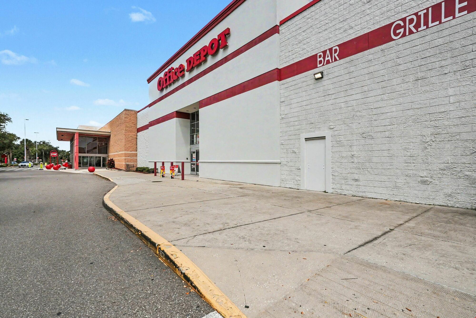 Waters Crossing Shopping Center