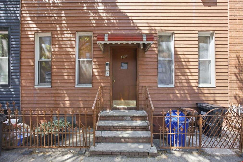 317 Eckford St