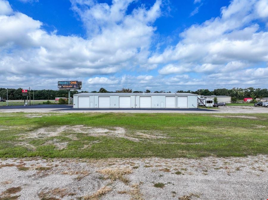 Flex Space for Sale in Wills Point