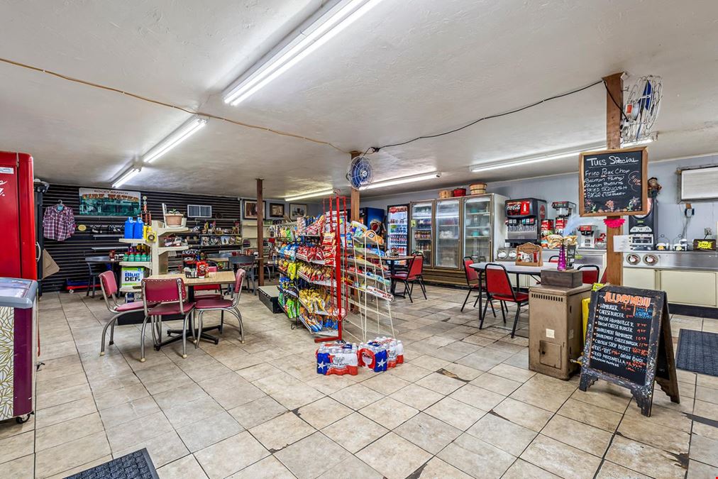 Convenience Store in Naples, TX for Sale