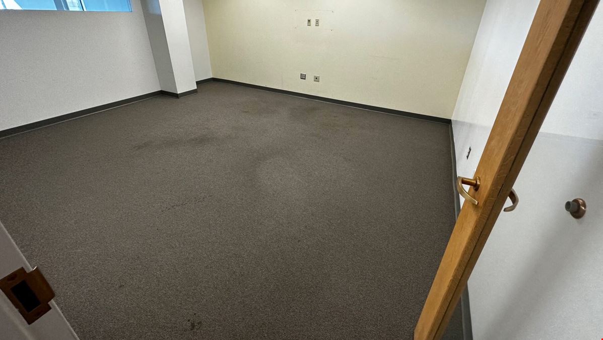 7144 SF Suite 640 Professional Office Space Available in Pittsburgh, PA 15220