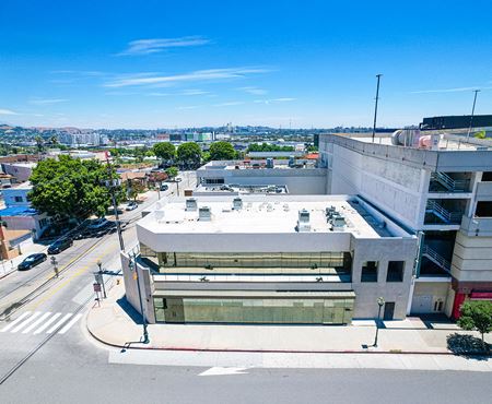 Preview of commercial space at 900 N Hill St