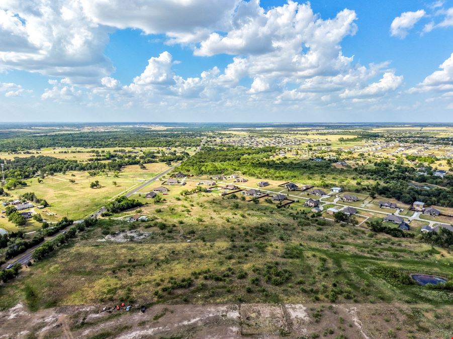 Land Multi-Family Development in Oak Ridge - 7348 N State Highway 34