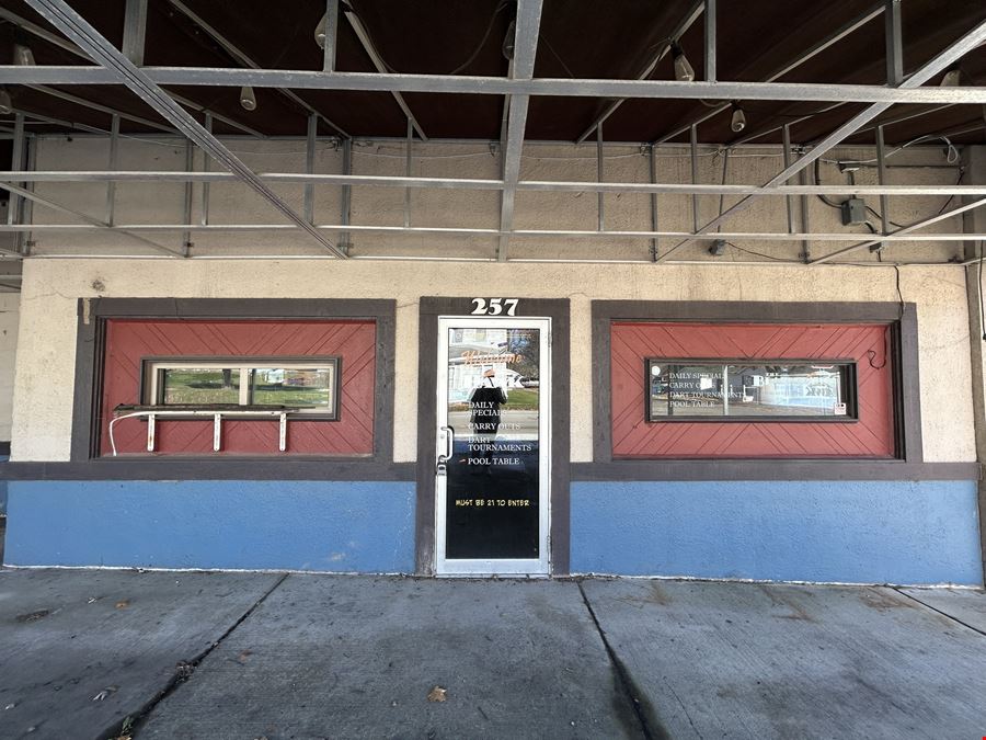 257 W Main St