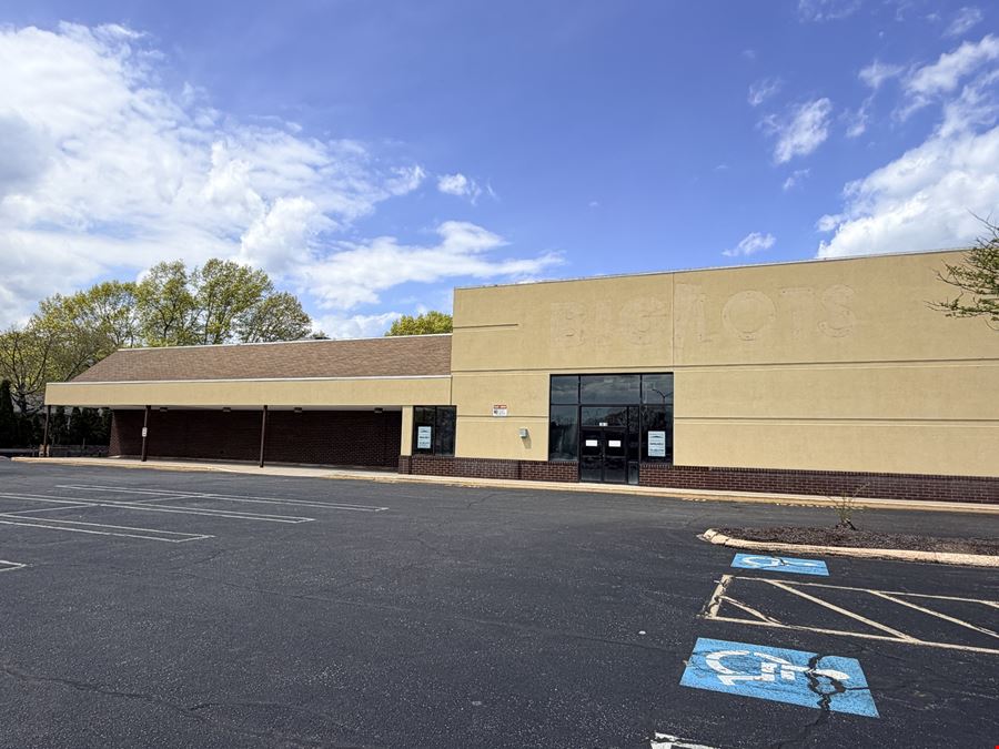 Crossroads Plaza