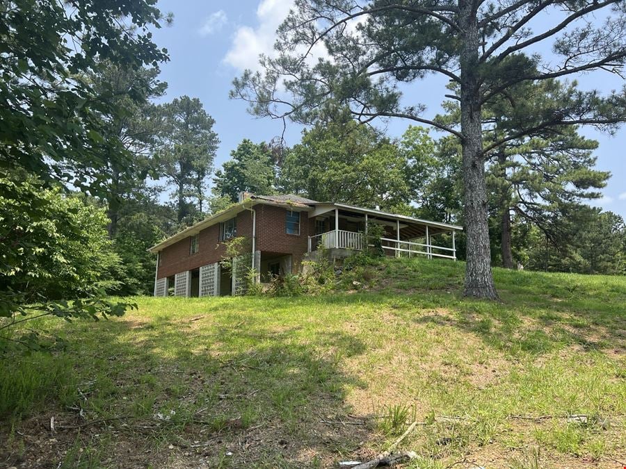 Secured Storage/Parking Lot + 2k/SF Building - Hwy 41