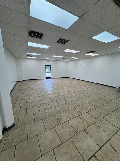 Retail Space Right Off Airline Hwy.