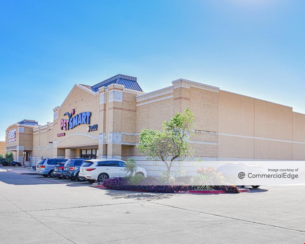 Pavillion Court Shopping Center