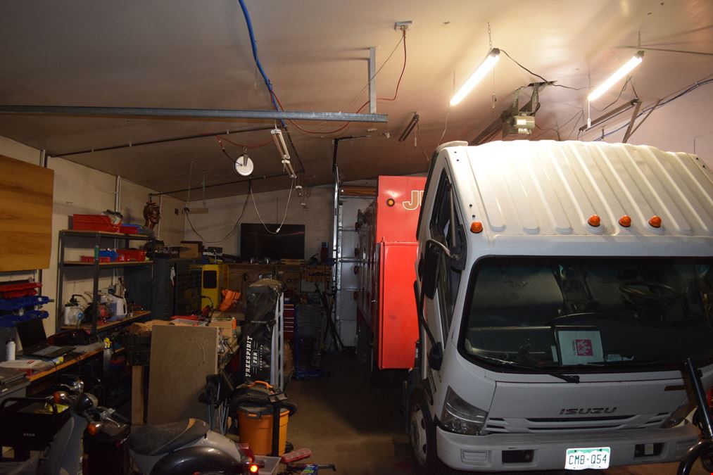 Off/Whse with outdoor storage for sale