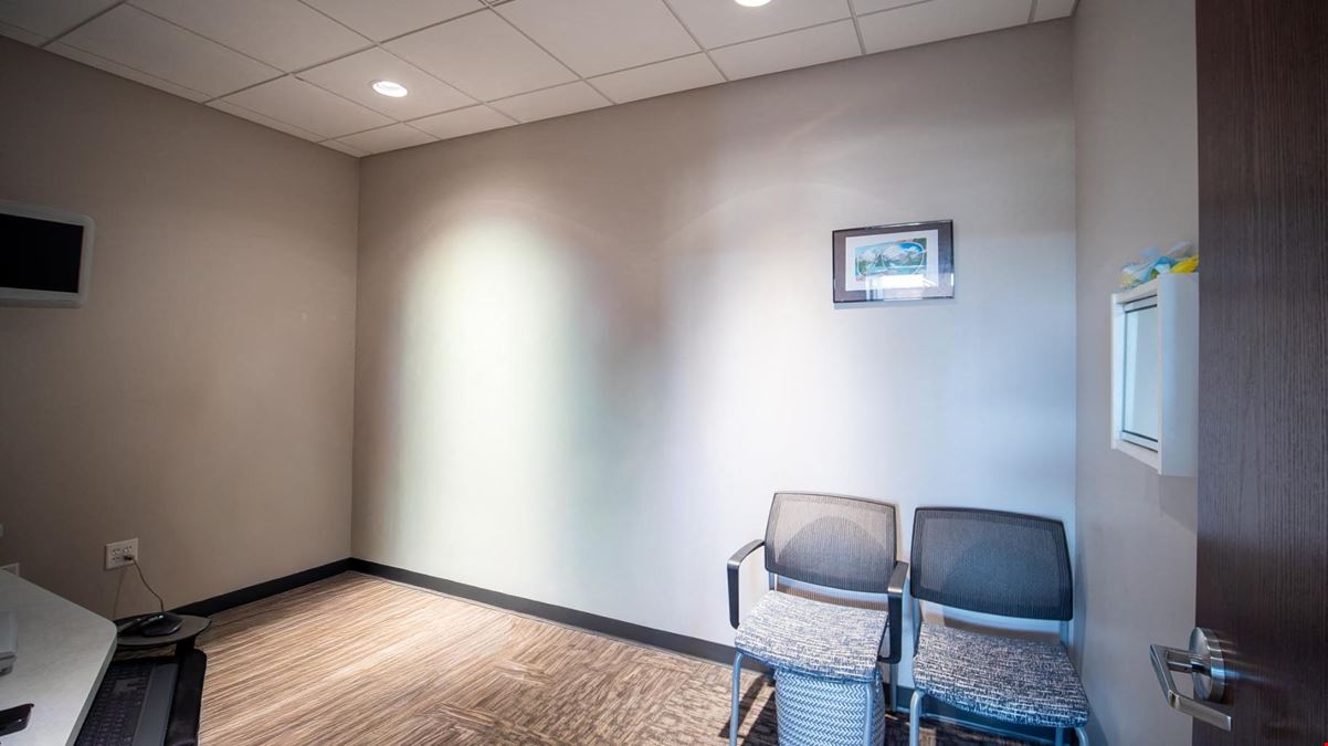 Prime Highway 52 Retail & Office Suite