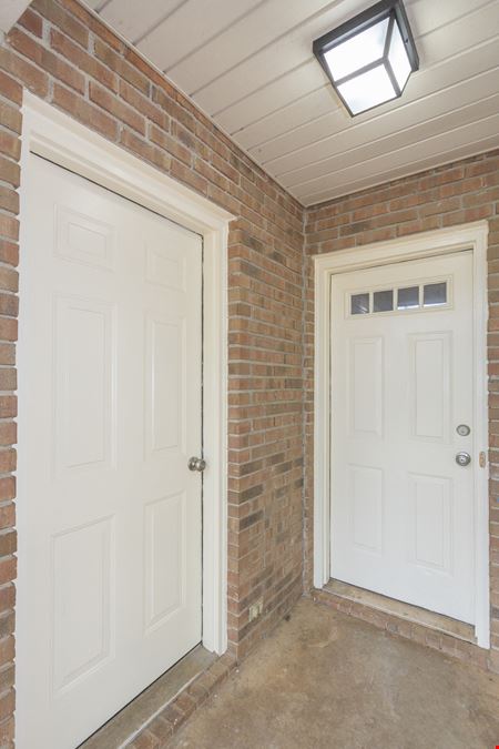 407-417 Nelson Dr
