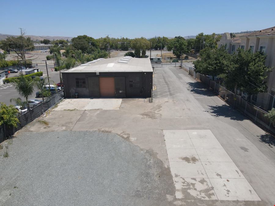 85 Old Tully Road