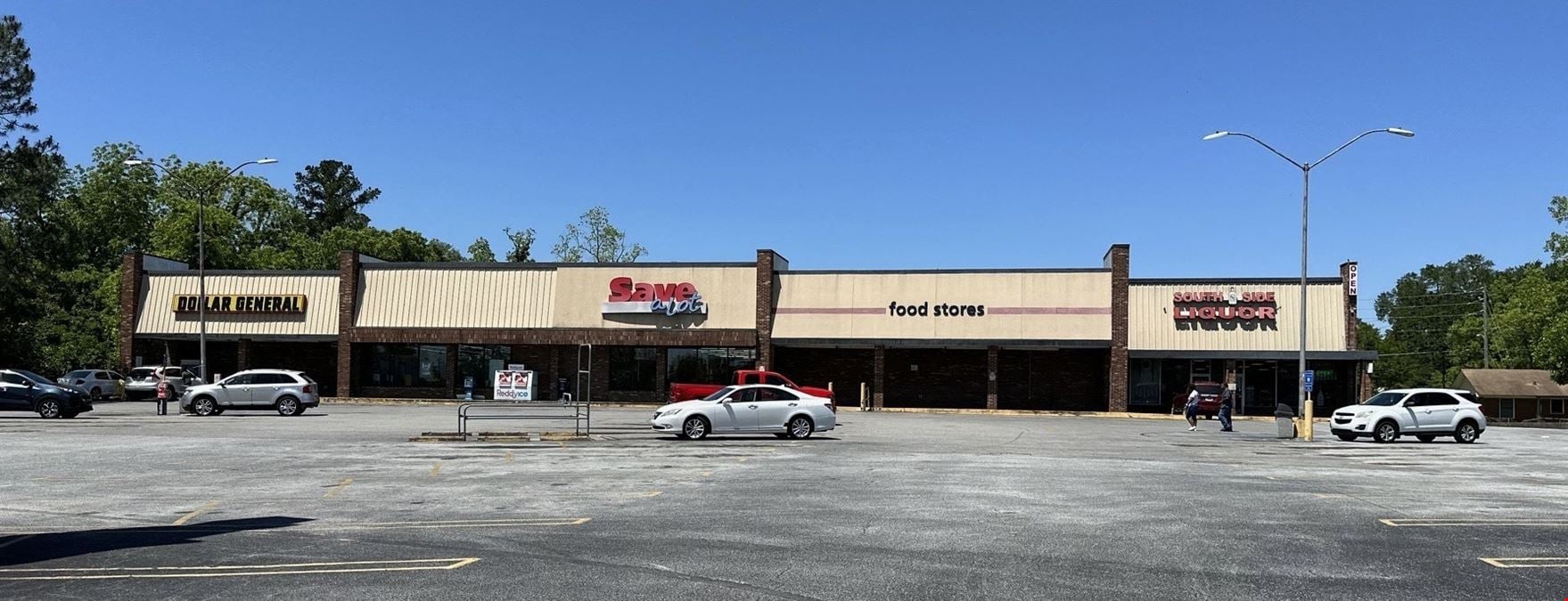 Brat's Plaza - 810-814 Madison Highway, Valdosta GA 31601