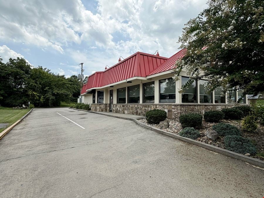 523 Louisville Road