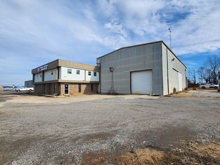 Preview of Industrial space for Rent at 1960 Industrial Byp N